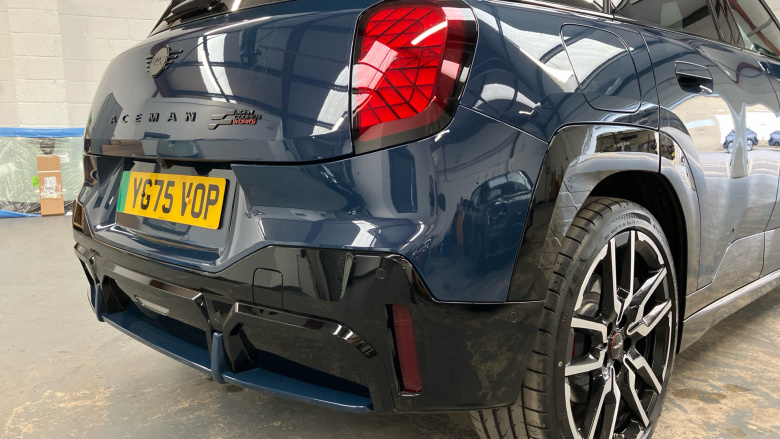 MINI Aceman 190kW John Cooper Works [Level 2] 54kWh 5dr Auto Electric Hatchback